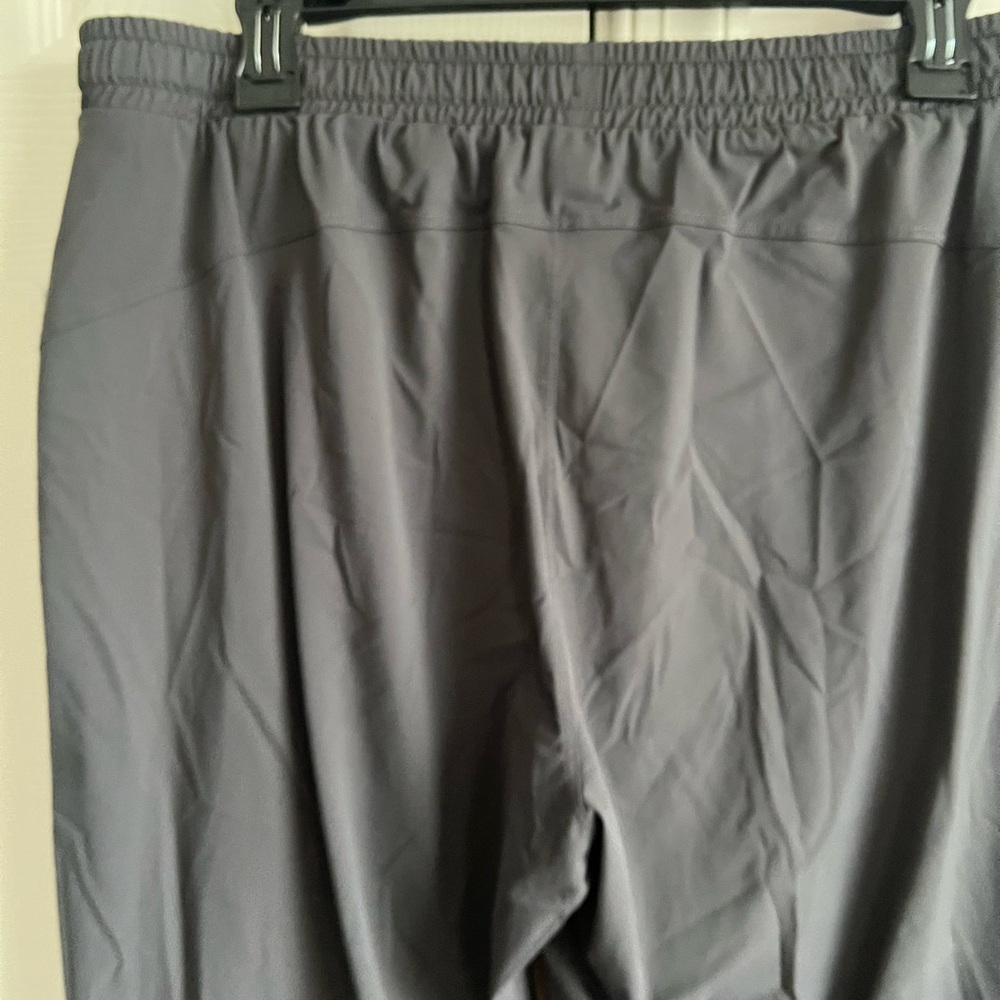 Fabletics grey jogger track pants L - Picture 4 of 9